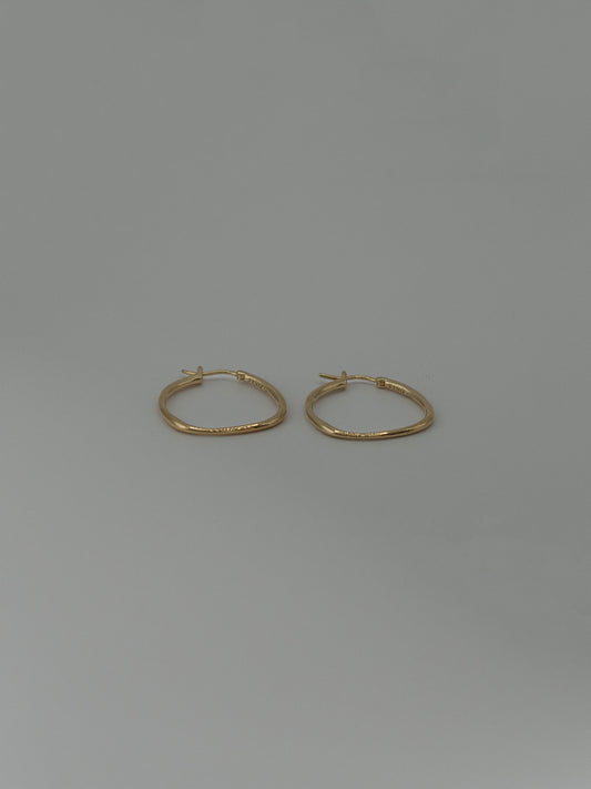 Irregular hoop earrings (gold)