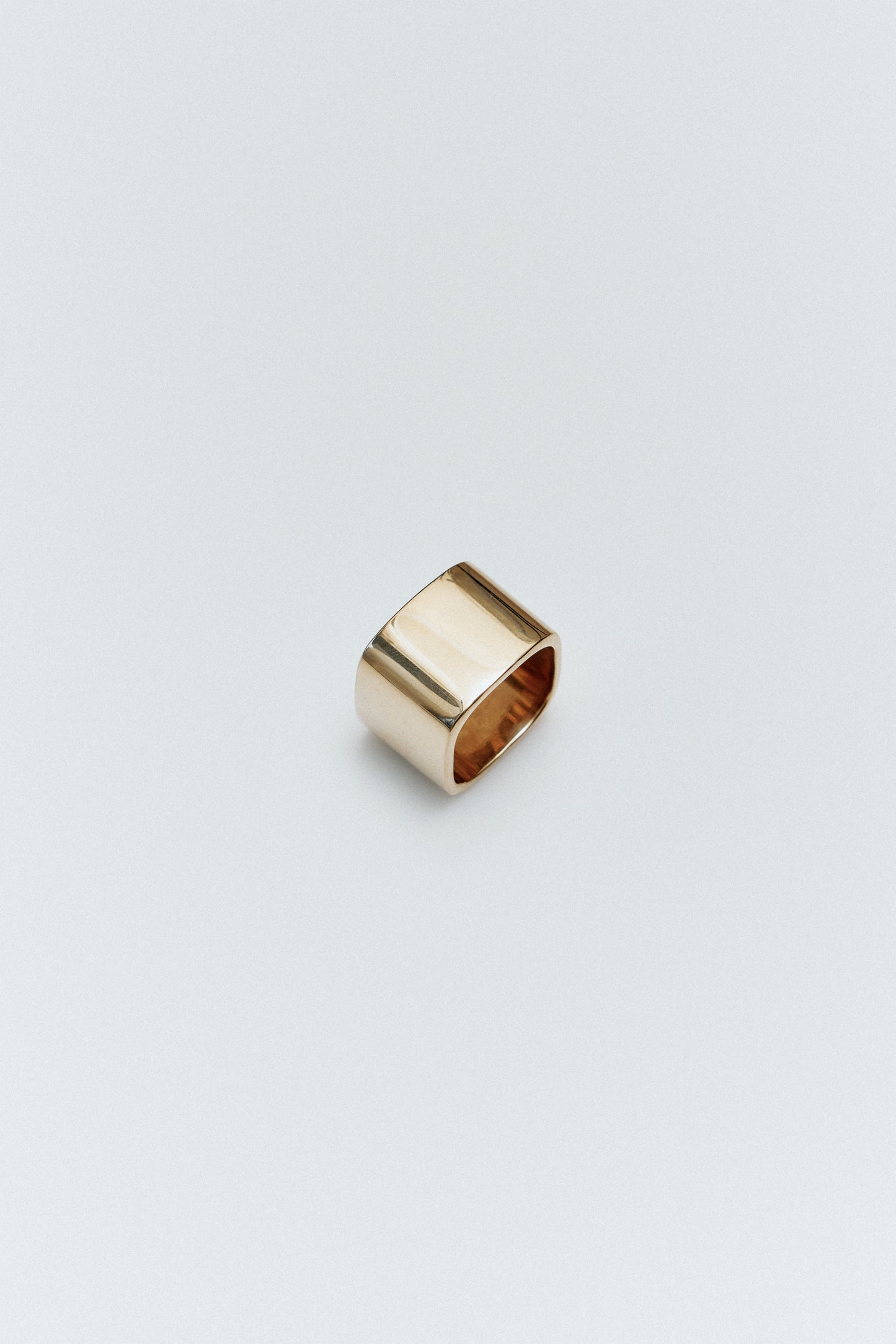 Square band (gold)