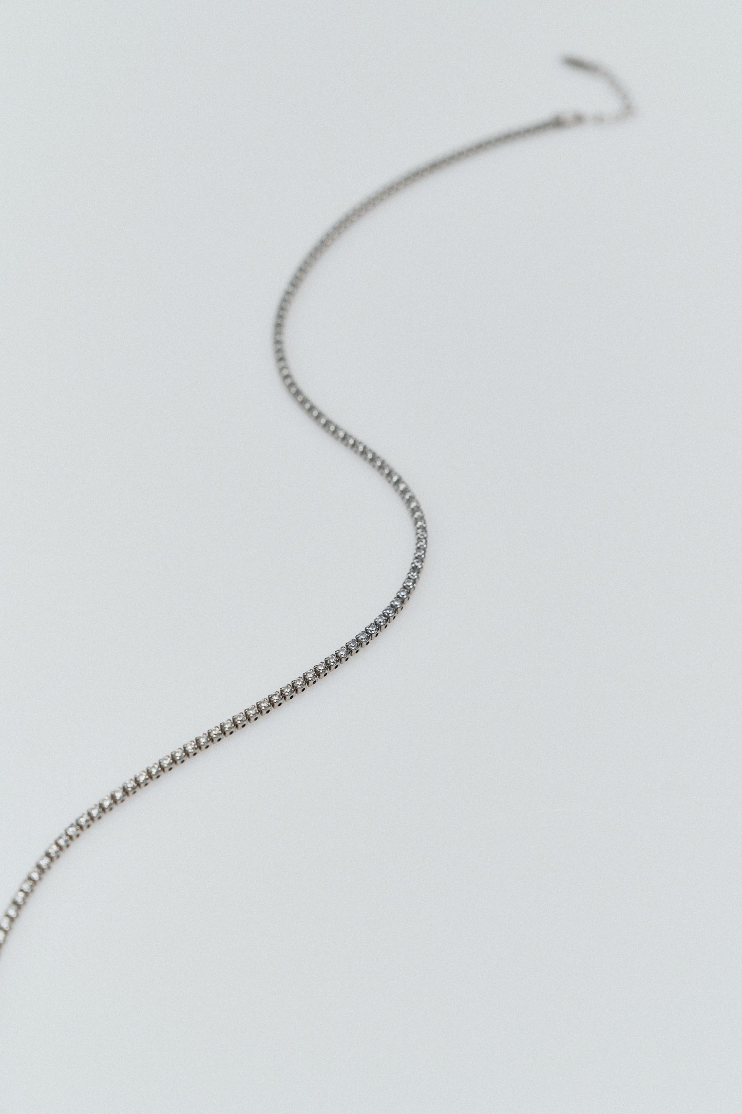 Slim tennis necklace