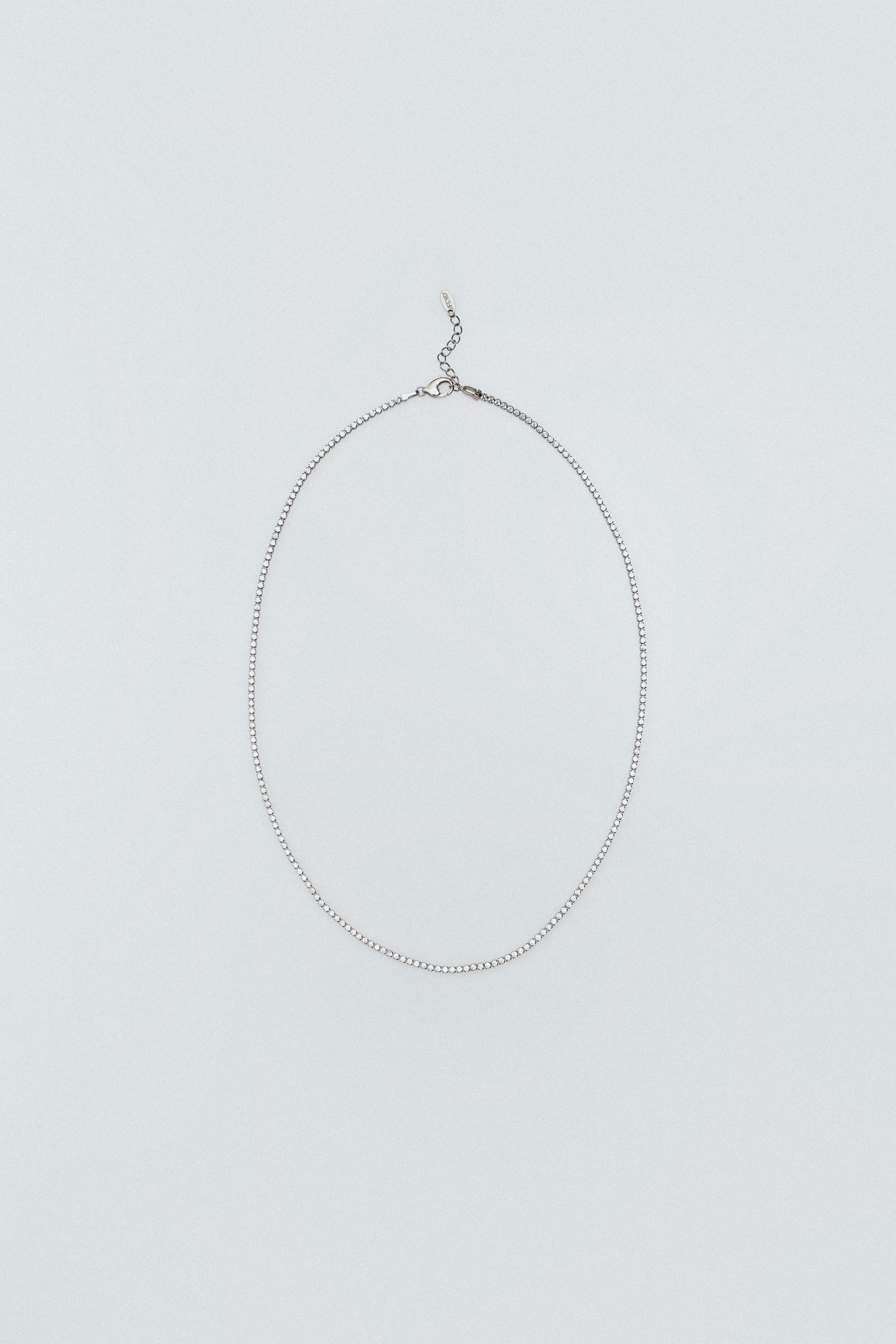 Slim tennis necklace