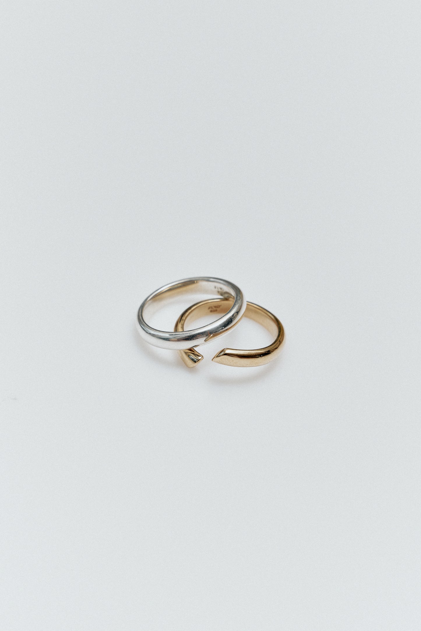 Plain combi rings